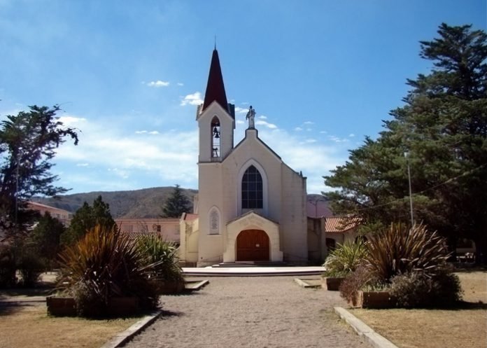 Iglesia Nuestra Señora del Carmen, circuito de turismo religioso en La Cumbre, capillas, iglesias y estancias jesuíticas en La Cumbre